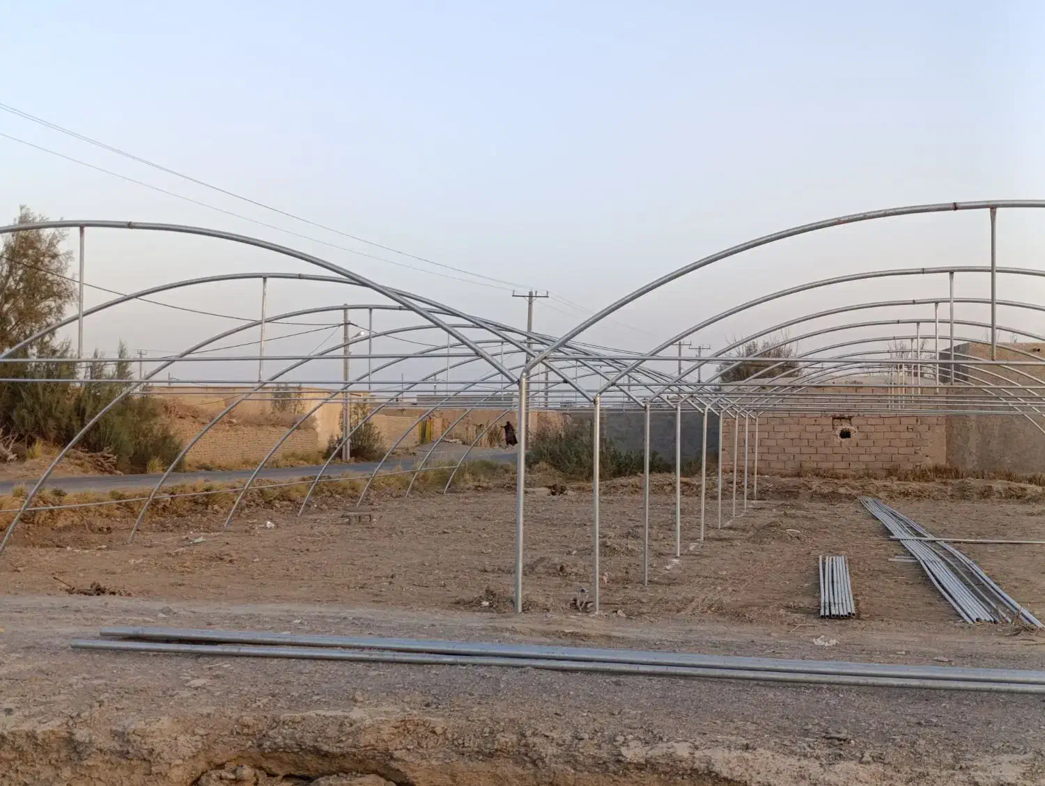 جوشکاری و نصب انواع گلخانه خانگی و صنعتی|خدمات پیشه و مهارت|زابل, |دیوار