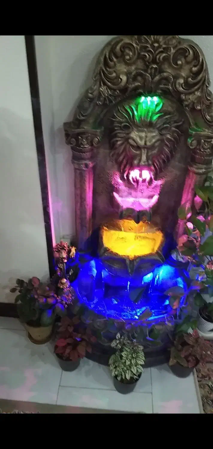 آب نما فایبرگلاس طرح شیر بسیار زیبا|صنایع دستی و سایر لوازم تزئینی|شاهینشهر, شهرک پردیس|دیوار