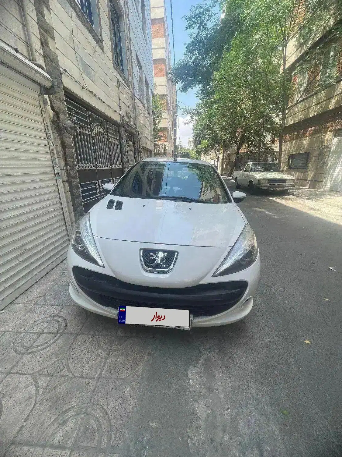 207 اتومات مدل ۹۸ بی رنگ|خودرو سواری و وانت|تهران, نازیآباد|دیوار