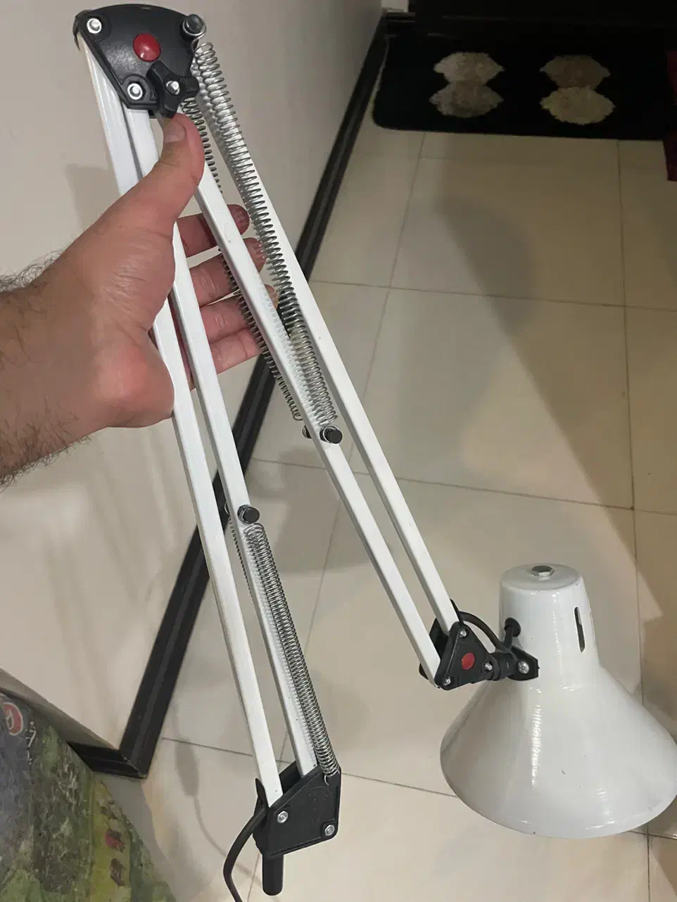 چراغ پایه دار و لامپ و هالوژن|لامپ و چراغ|اهواز, کمپلو شمالی|دیوار