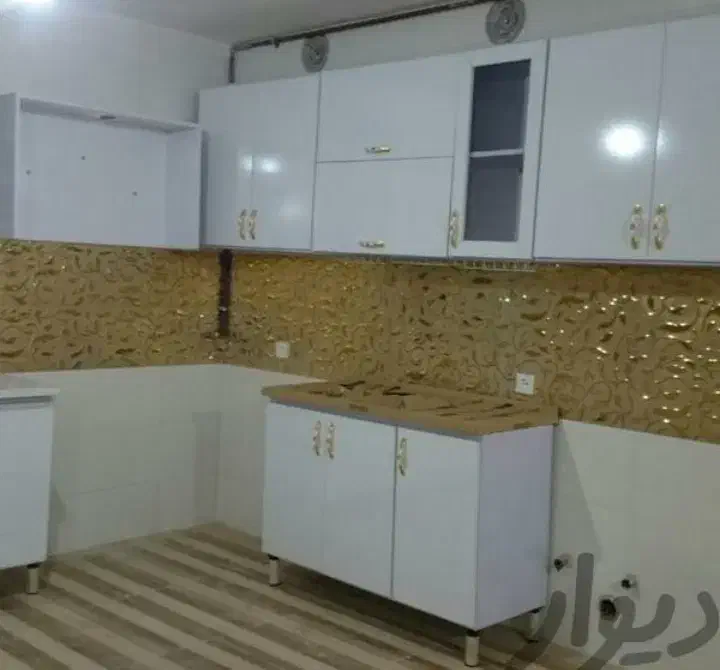 نصاب کاشی وسط کابینت حرفه ای|خدمات پیشه و مهارت|خرمآباد, |دیوار