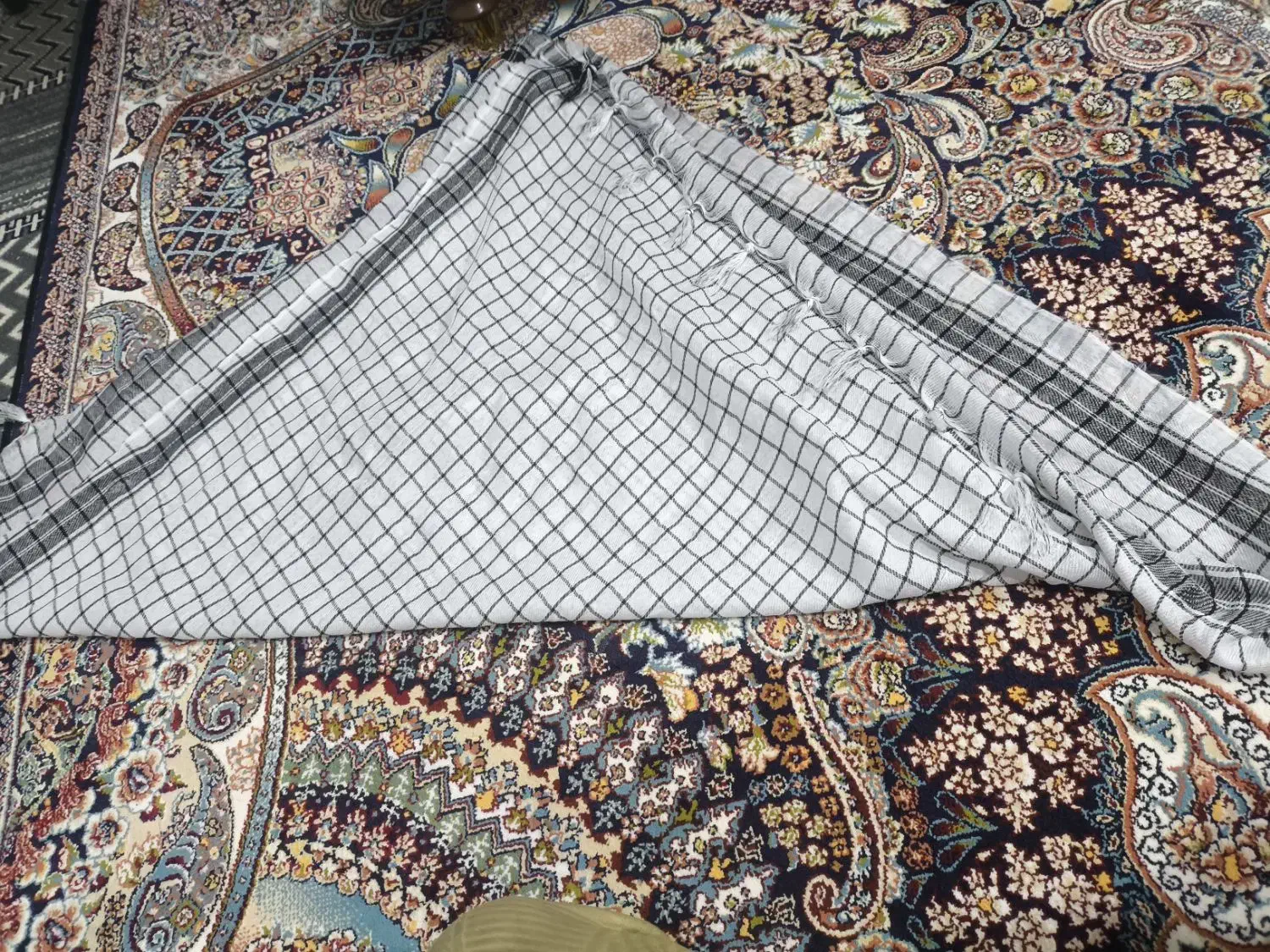 چفی|لباس|آباده, |دیوار