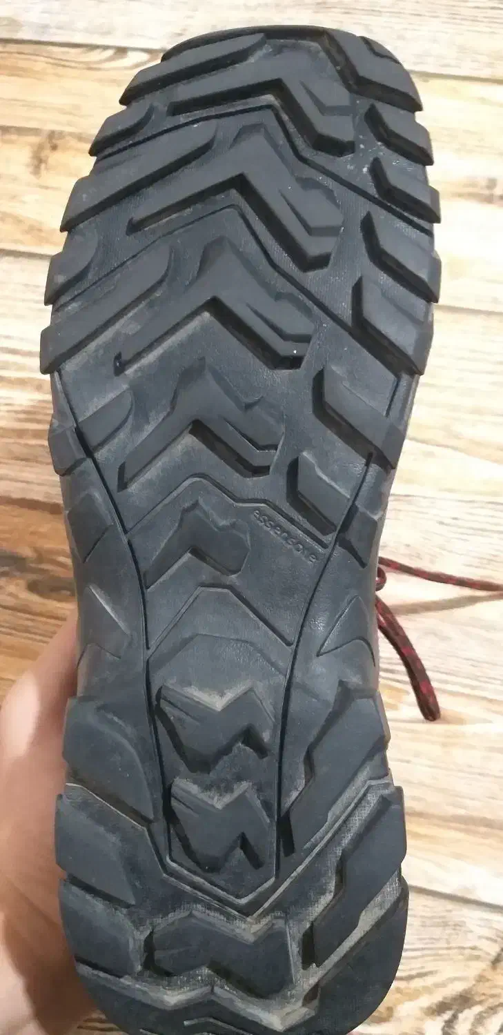 کفش مناسب برای کوهنوردی وطبیعت گردی سایز ۴۰|کیف، کفش، کمربند|خرمآباد, |دیوار