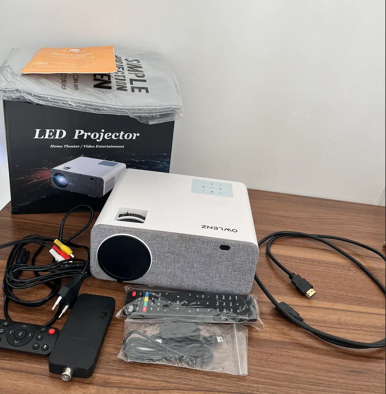 ویدئو پروژکتور النز SD500 Smart Android|تلویزیون و پروژکتور|بابلسر, |دیوار