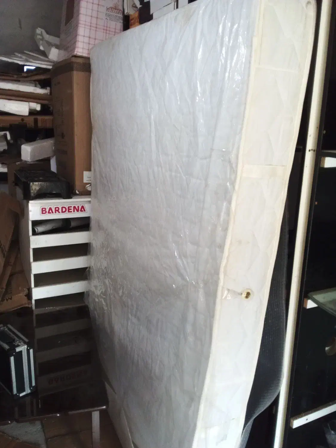 تشک دونفره|تشک تختخواب|نور, |دیوار