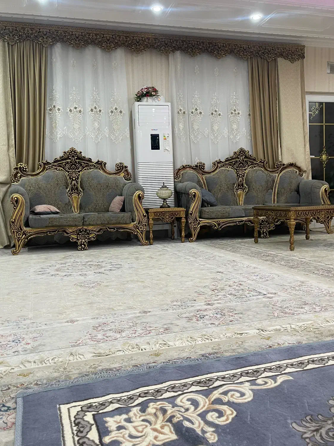 مبل سلطنتی در حد نو|مبلمان خانگی و میز عسلی|بوشهر, |دیوار