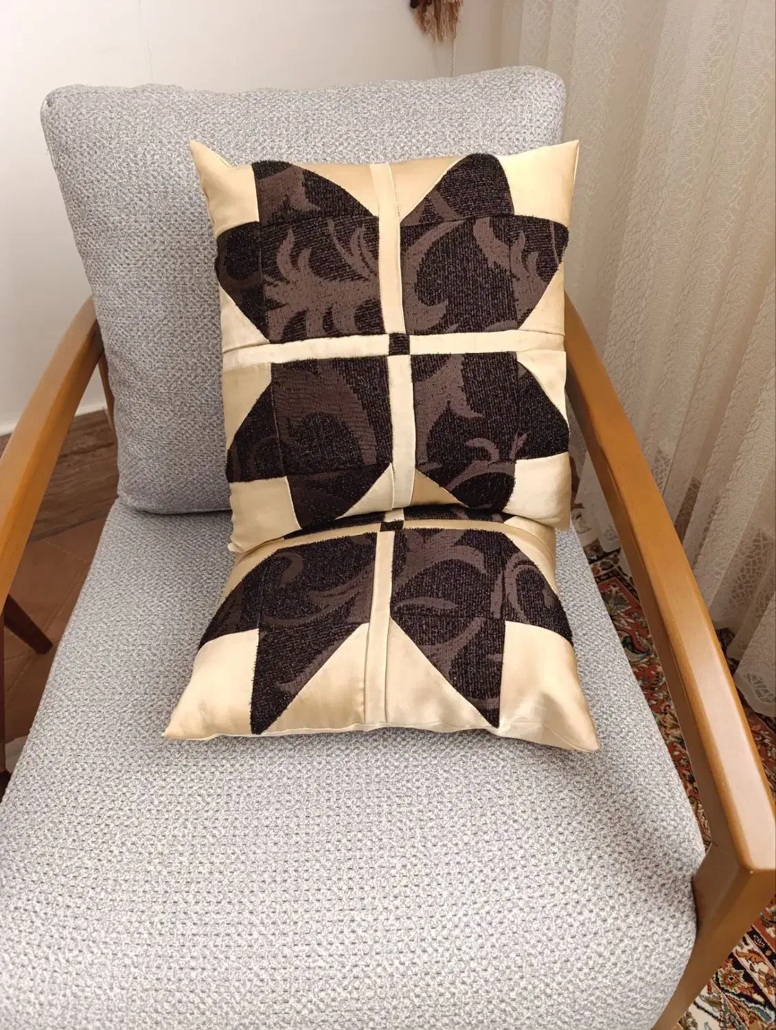 کوسن چهل تیکه|رختخواب، بالش، پتو|تربت‌حیدریه, دیزقند|دیوار