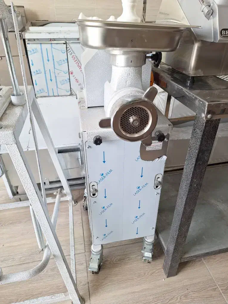 چرخ گوشت،سبزی خردکن|کافیشاپ و رستوران|شیراز, قلعه شاهزاده بیگم|دیوار