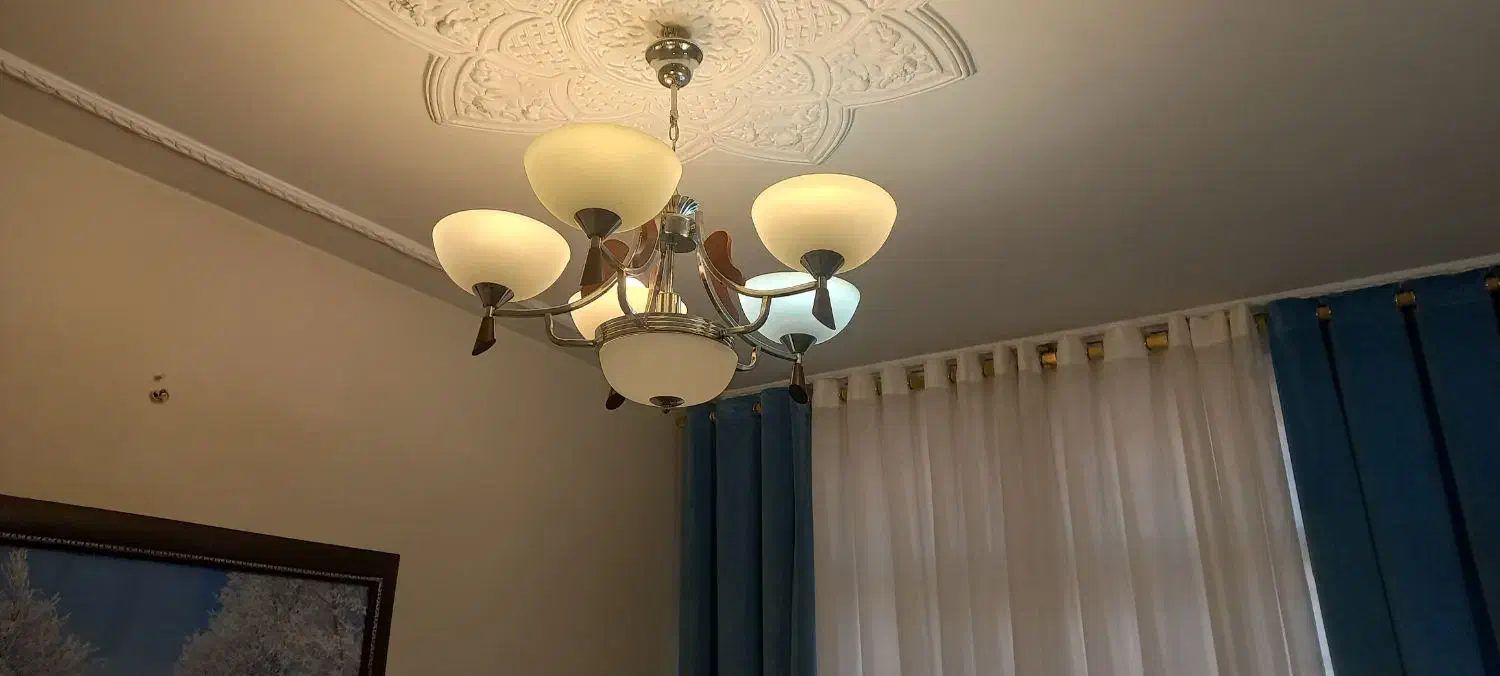 ۳ عدد لوستر ۵ شاخه|لوستر و چراغ آویز|اندیشه, اندیشه فاز ۲|دیوار