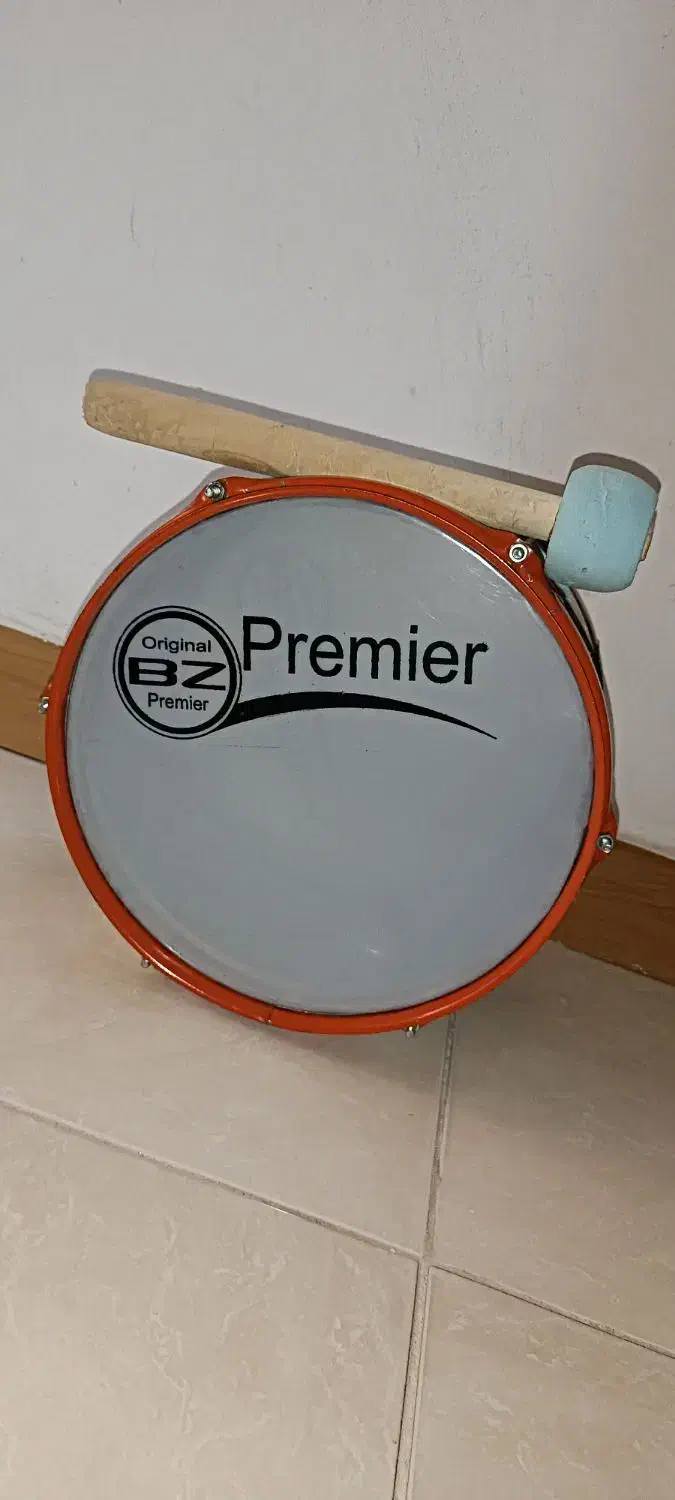 یک عدد طبل|درام و پرکاشن|رشت, معلولین|دیوار