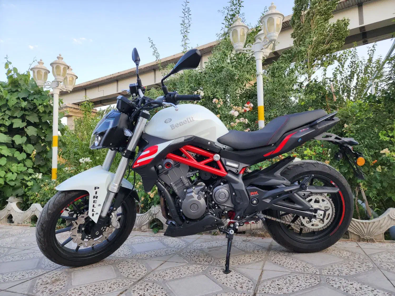 موتور بنلی ۳۰۰ جفت سیلندر صفر کیلومتر|موتورسیکلت|تبریز, |دیوار