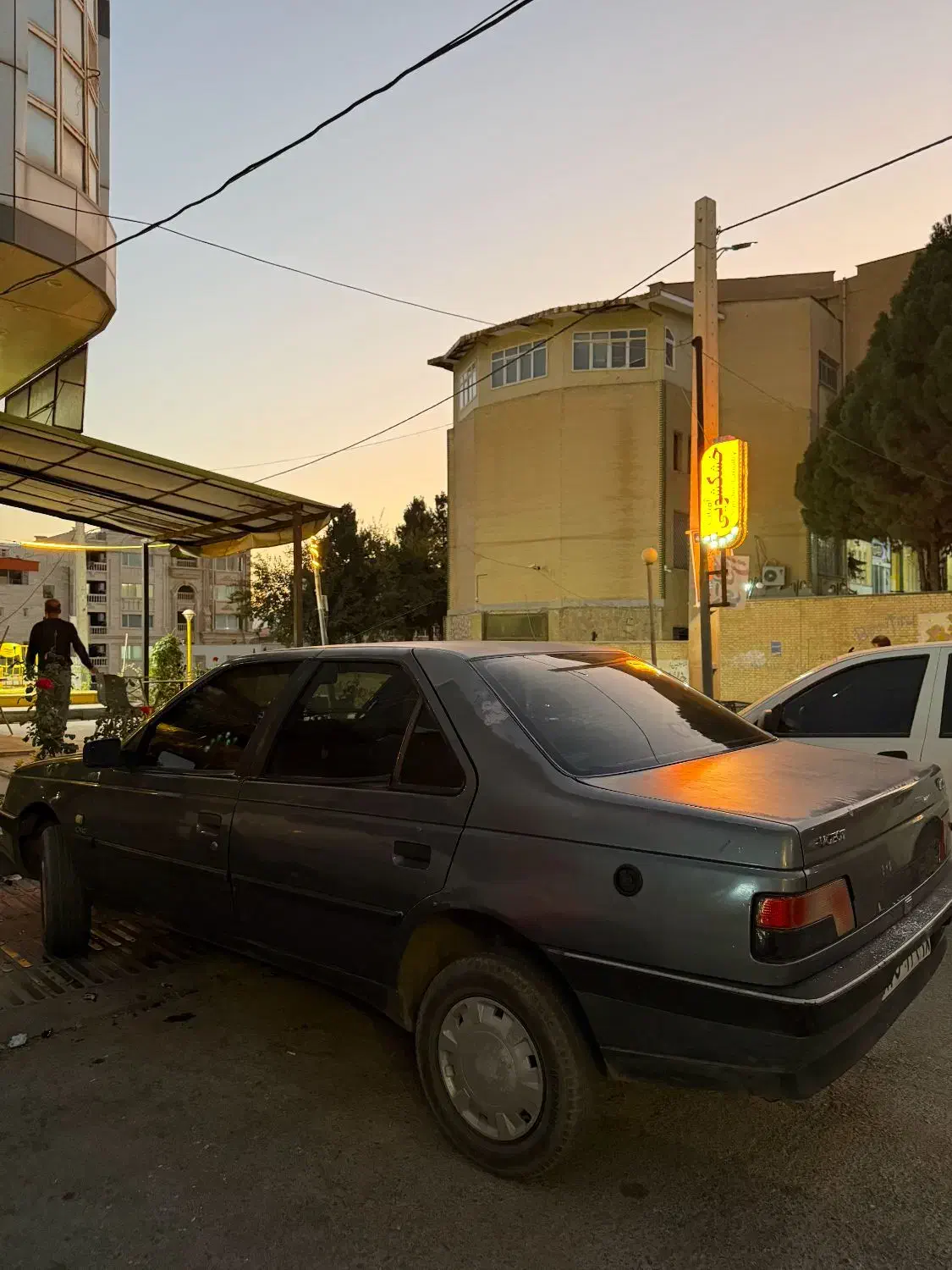 فروش ۴۰۵ خاکستری|خودرو سواری و وانت|یاسوج, |دیوار