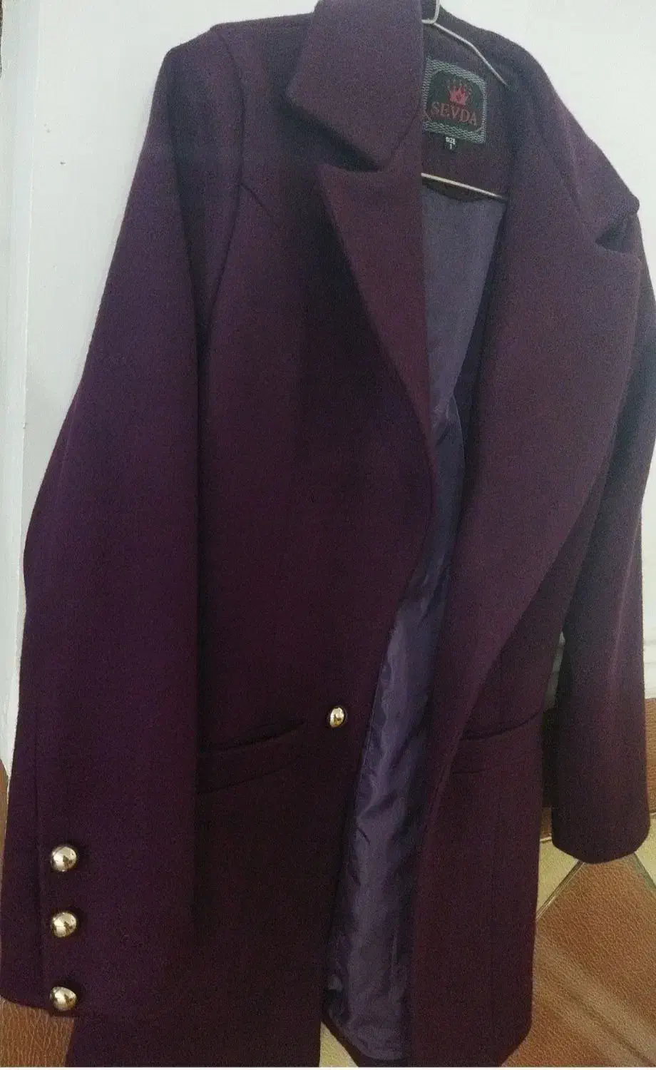 پالتو|لباس|دوگنبدان, |دیوار