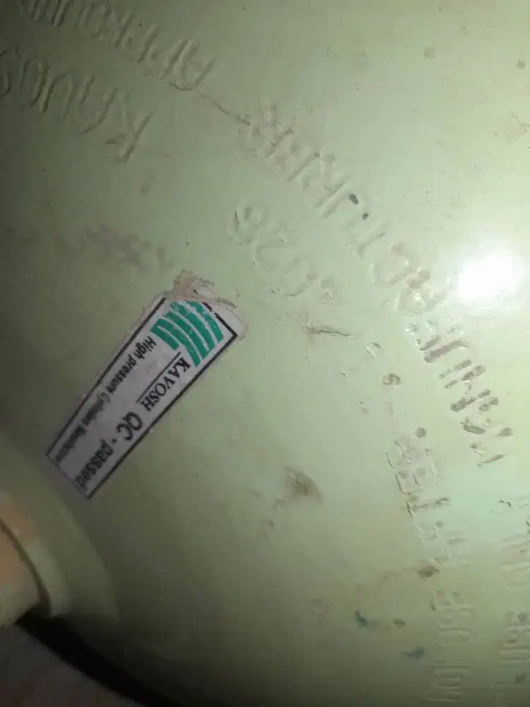 مخزن گاز cng پژویی، سالم|قطعات یدکی و لوازم جانبی|فارسان, |دیوار