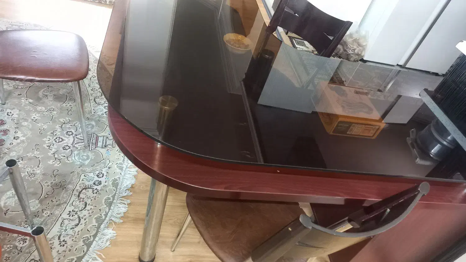 میز ناهار خوری|میز و صندلی غذاخوری|ری, شهید بهشتی|دیوار