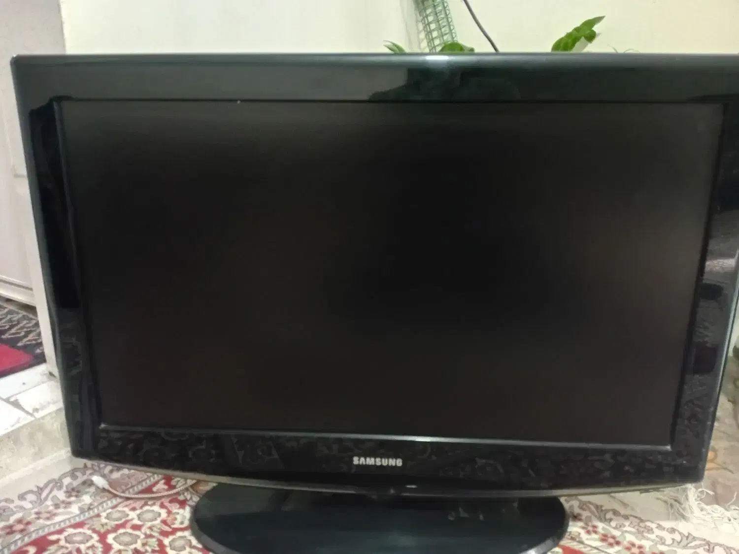 ال سی دی ۳۲ اینچ سالم|تلویزیون و پروژکتور|اسلامشهر, شهرک واوان|دیوار