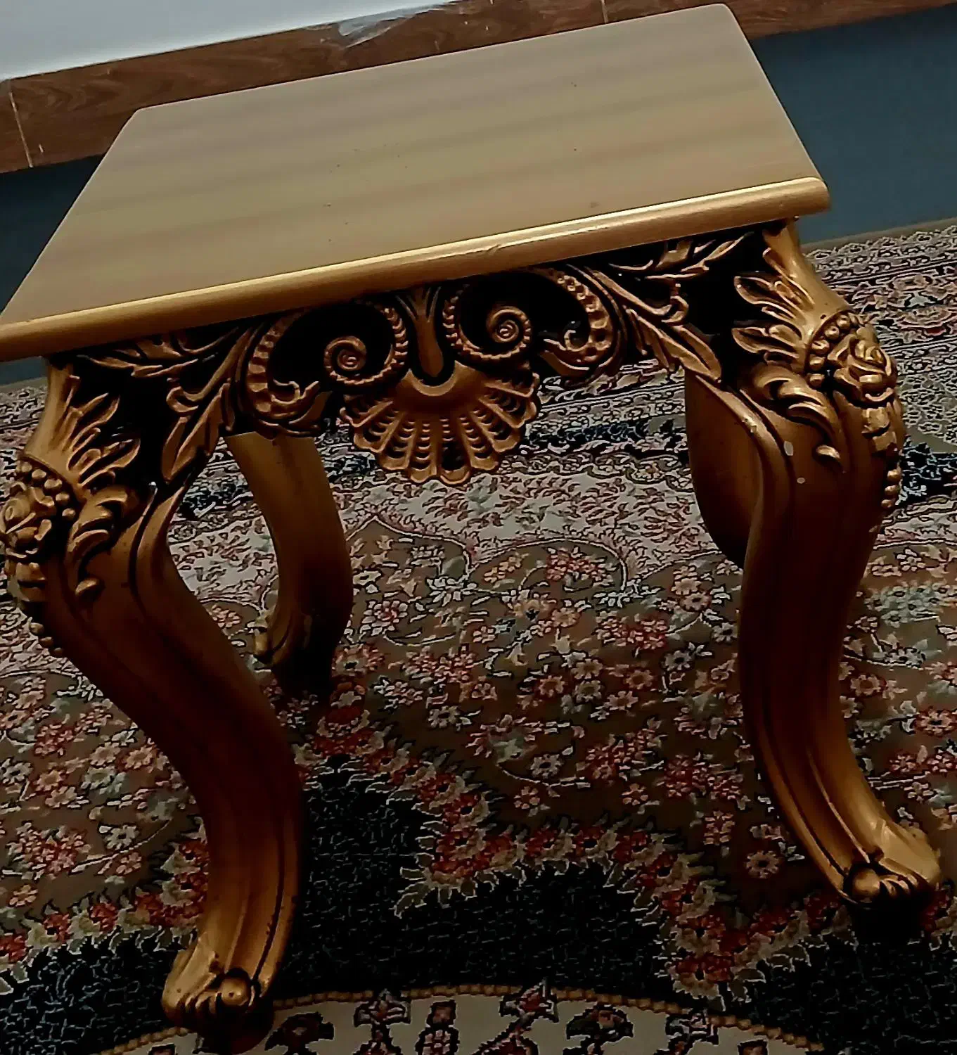 مبل شزلون۸نفره با دوتاگلمیز و یه میز وسط|مبلمان خانگی و میز عسلی|جم, |دیوار