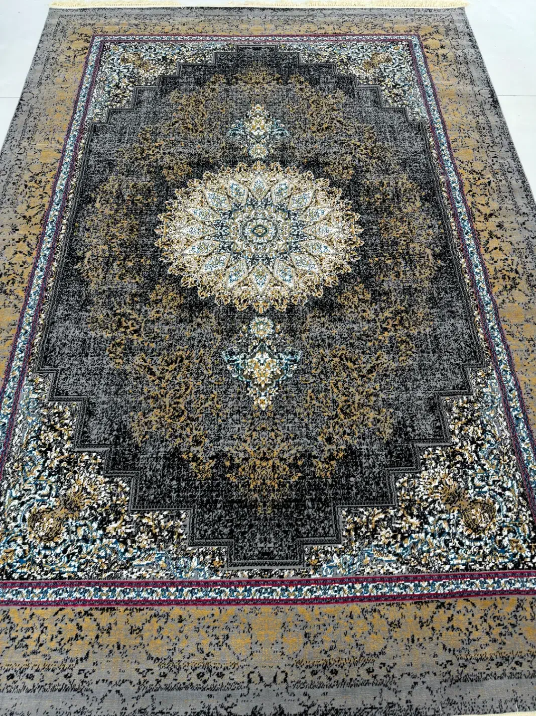 فرش شیک زیر ۶ میلیون|فرش|گرگان, |دیوار