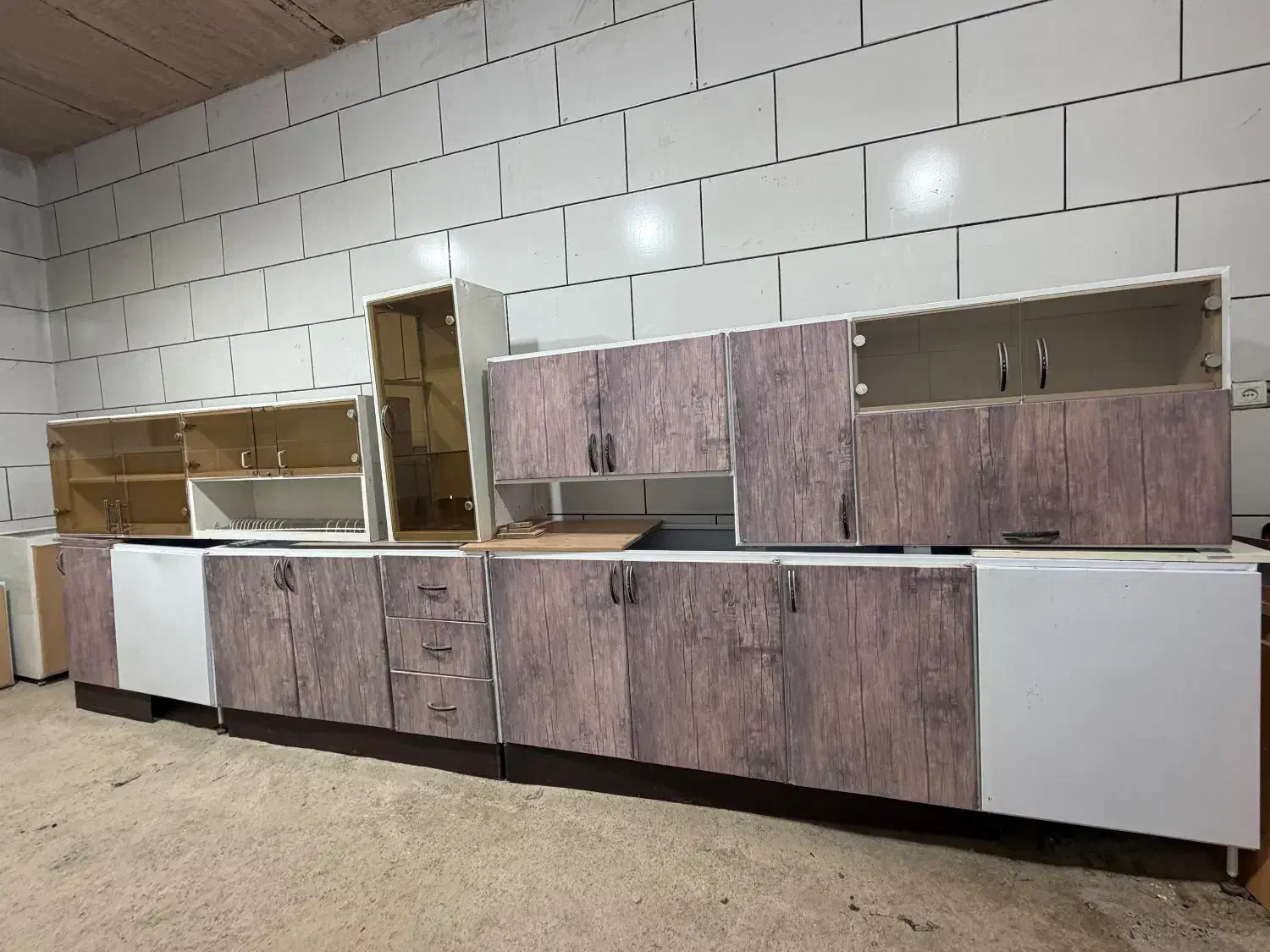 دودست کابینت درحدنو|مصالح و تجهیزات ساختمان|شهرکرد, |دیوار