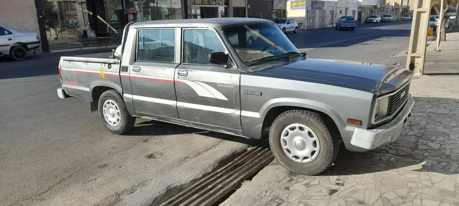 مزدا ۲۰۰۰ انژکتور|خودرو سواری و وانت|بیرجند, |دیوار