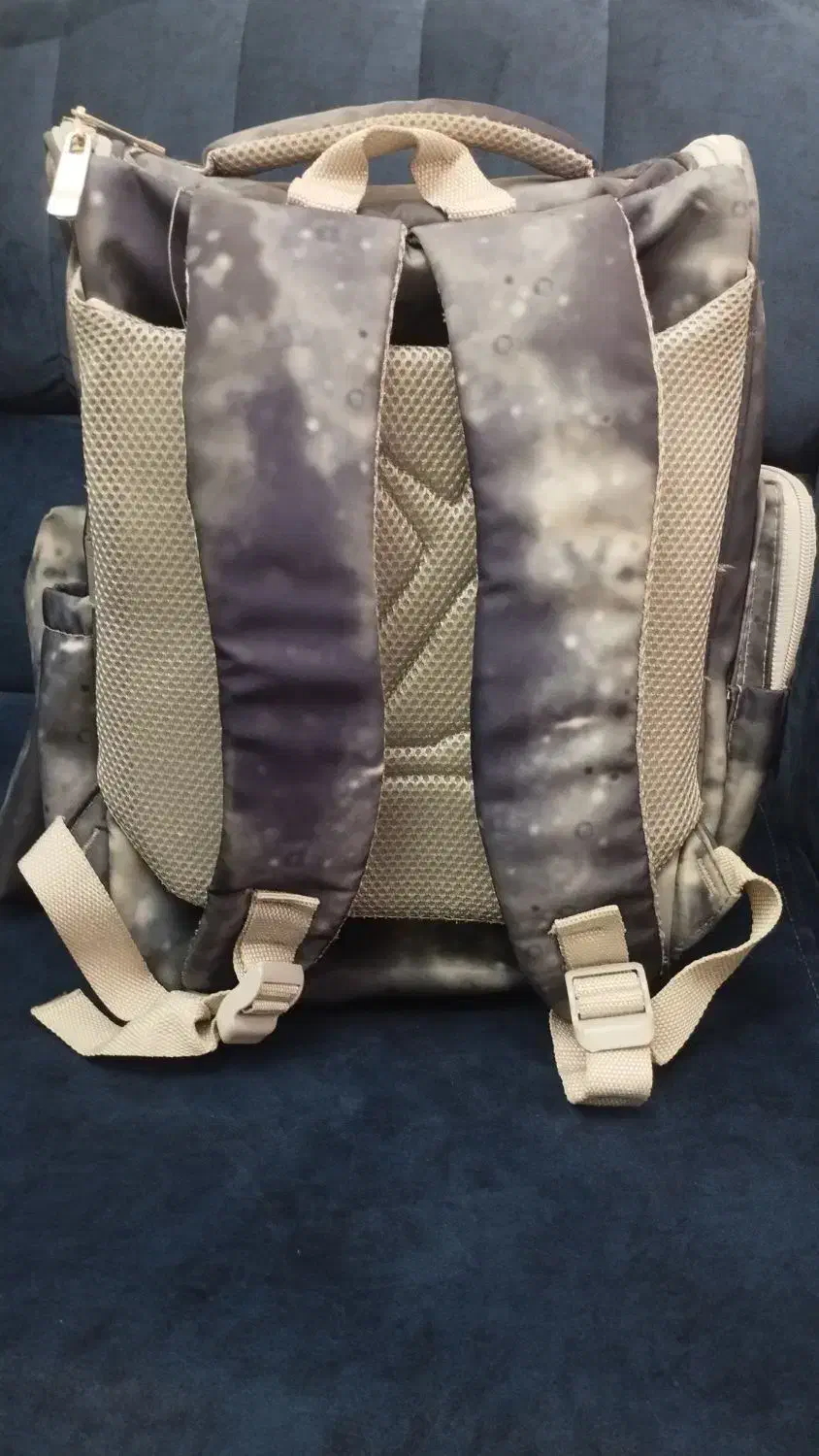 کیف مدرسه بچگانه|کیف، کفش، کمربند|کرج, حصارک پایین|دیوار