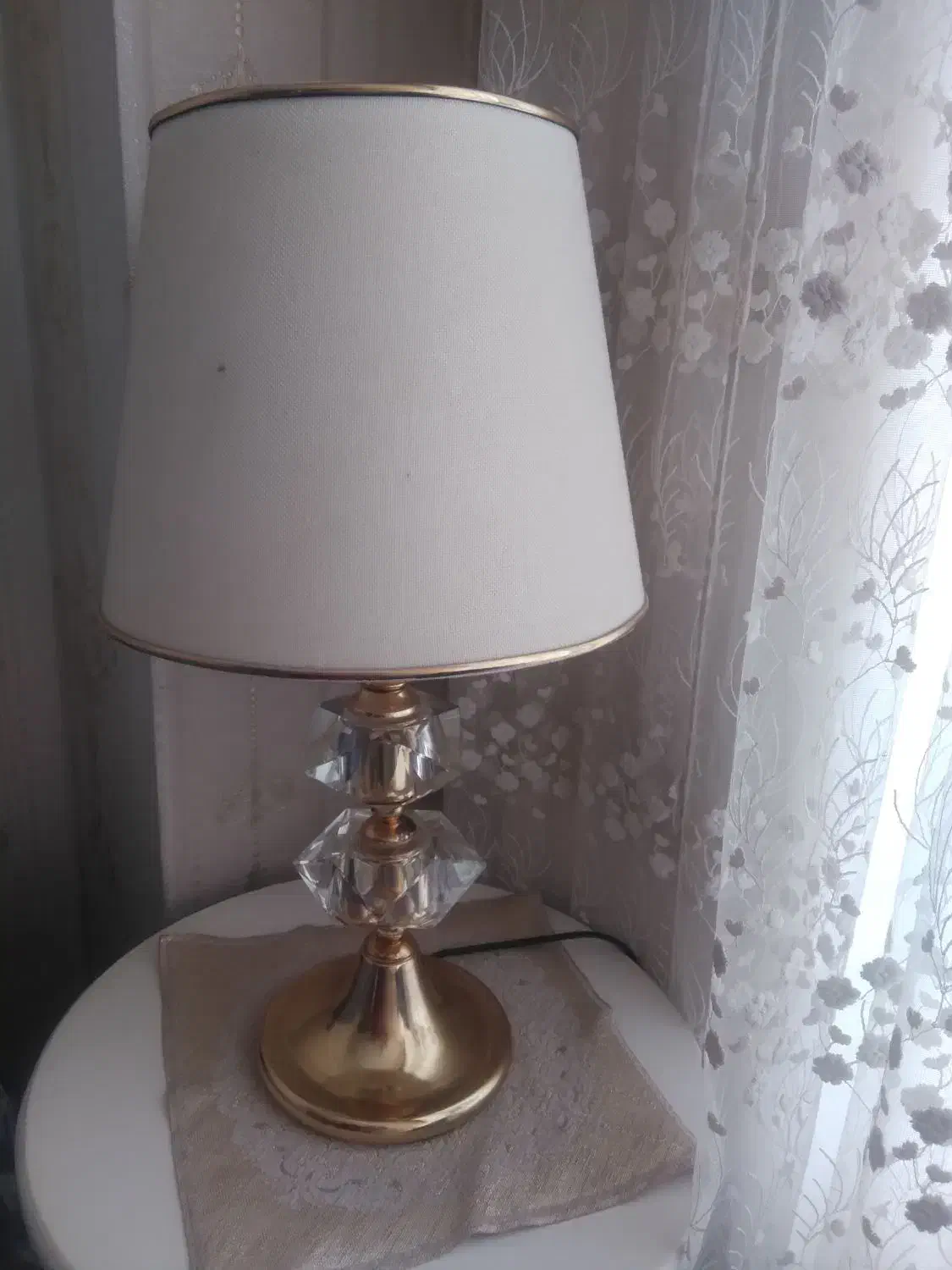 آپاژور با میز|چراغ خواب و آباژور|سنندج, |دیوار