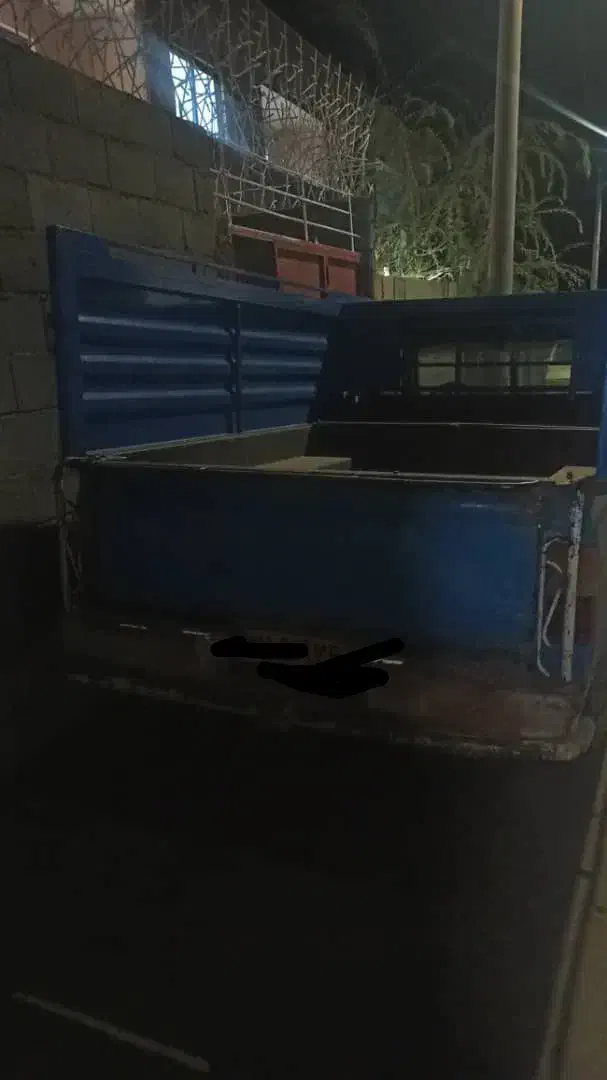 وانت نیسان مدل82پلاک زرد|خودرو سواری و وانت|شهرضا, |دیوار