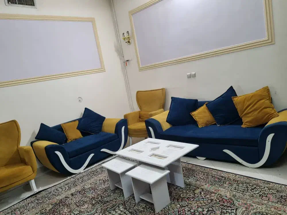 مبل هفت نفره به همراه جلو مبلی|مبلمان خانگی و میز عسلی|کرمان, |دیوار