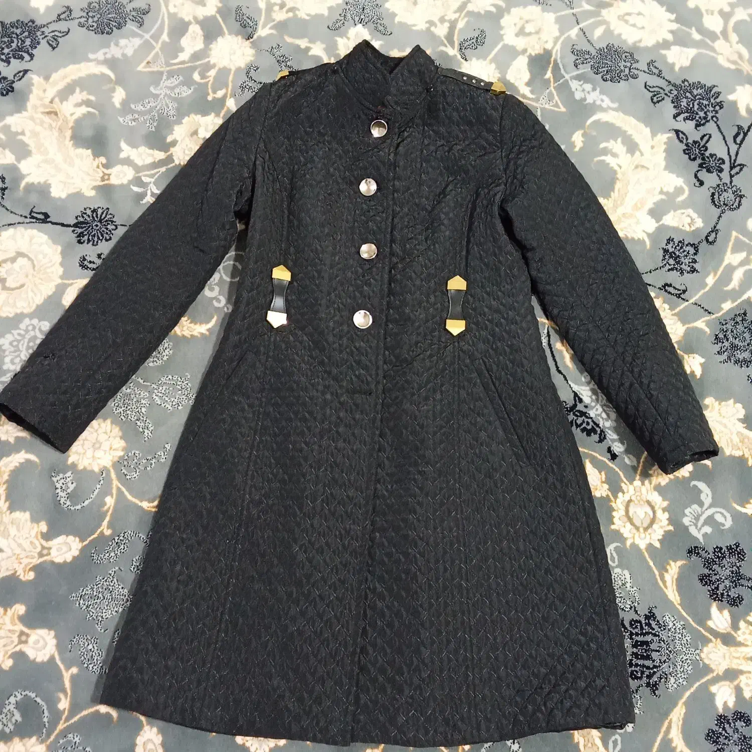 کاپشن نو|لباس|نورآباد, |دیوار