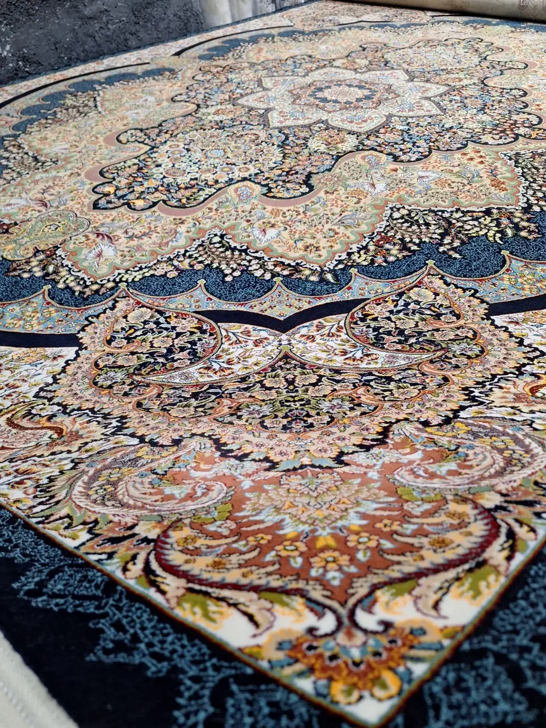 فرش 12متری .در حد نو|فرش|شیراز, شهرک سراج|دیوار