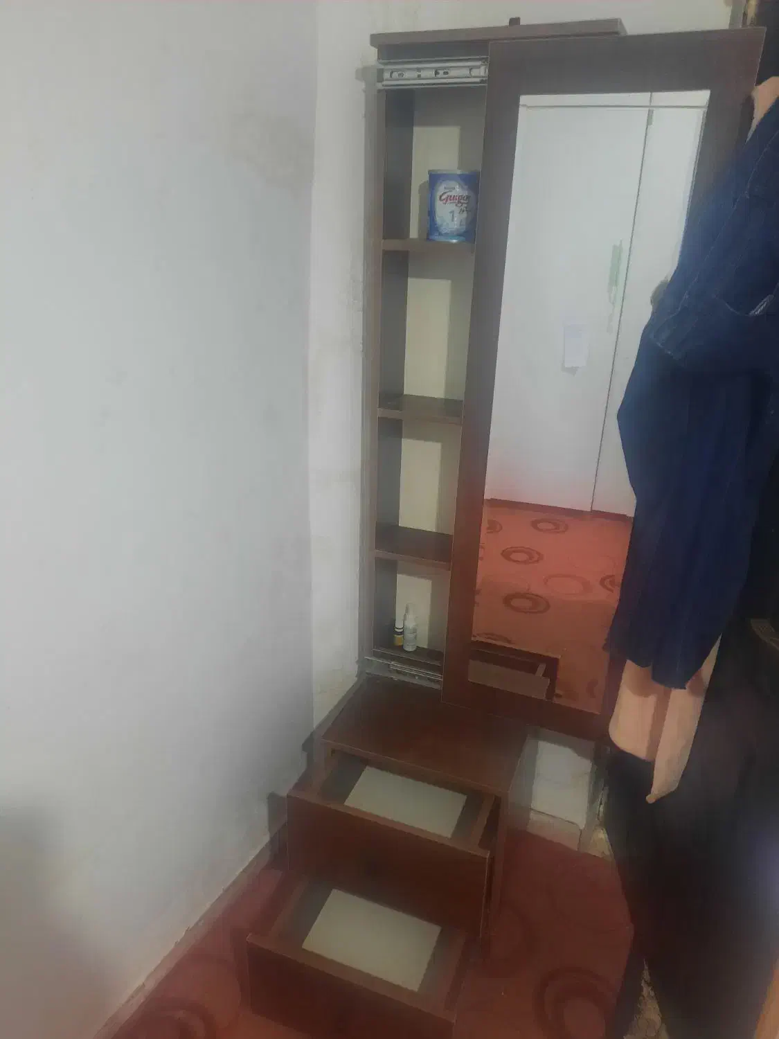 میز ارایشی|مبلمان خانگی و میز عسلی|گلبهار, شهر جدید گلبهار|دیوار