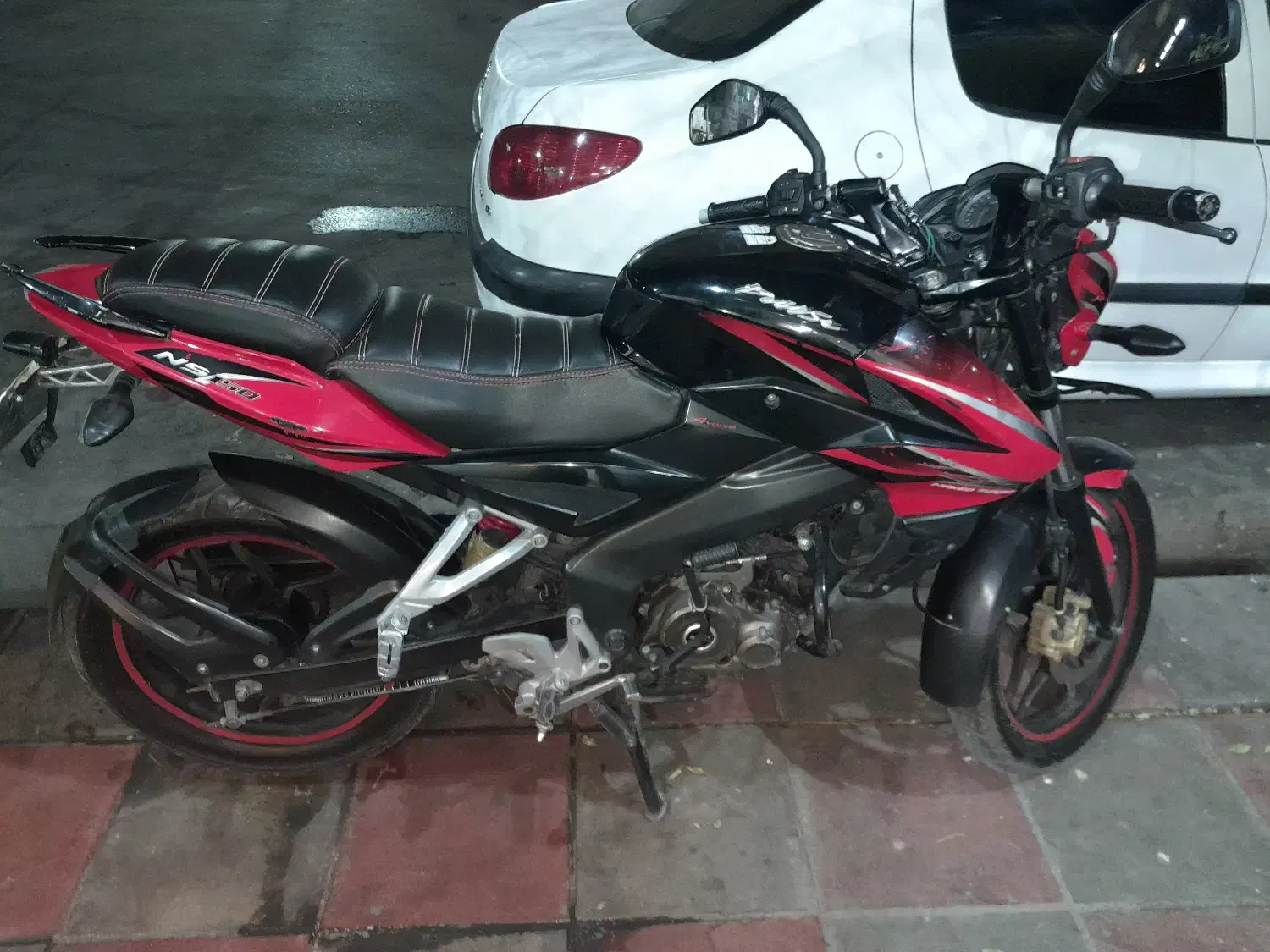 Ns150|موتورسیکلت|قرچک, میرزائی جنوبی|دیوار