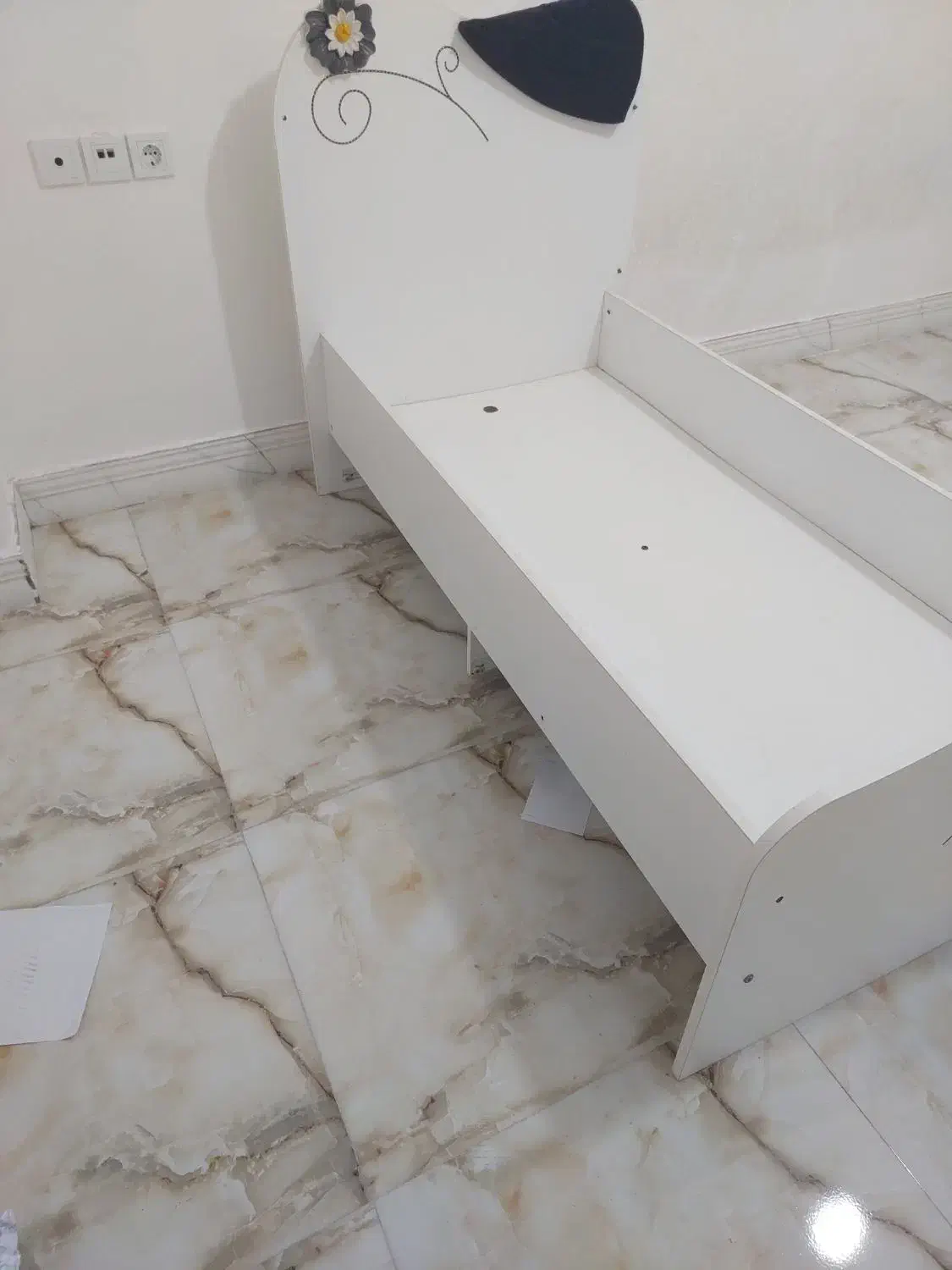 تخت کودک و نوجوان|تخت و سرویس خواب|آمل, |دیوار