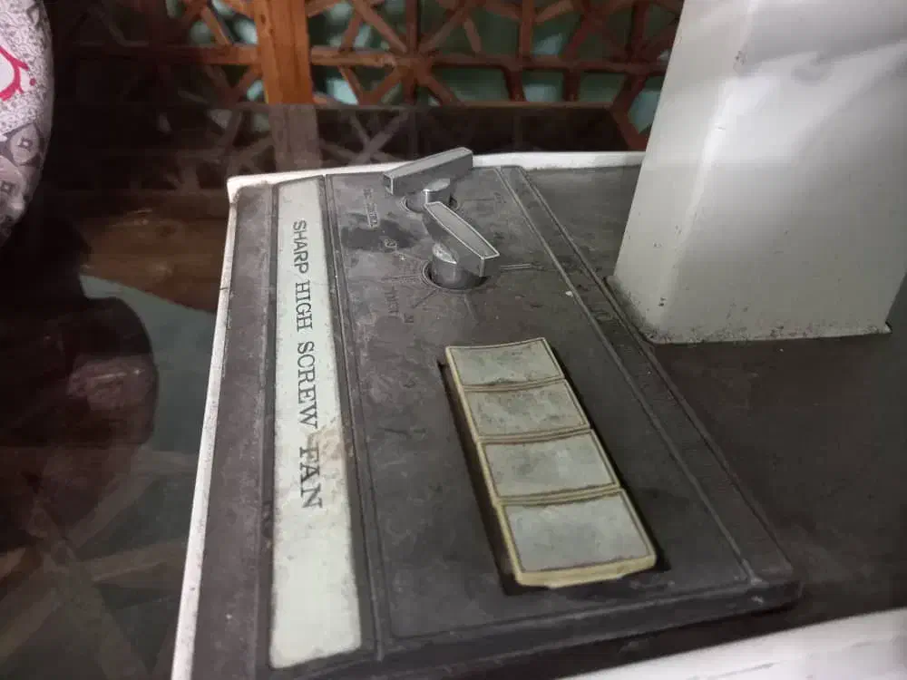 پنکه قدیمی سالم سالم برندشارپ ژاپنی|پنکه و تصفیهکنندهٔ هوا|تهران, طرشت|دیوار