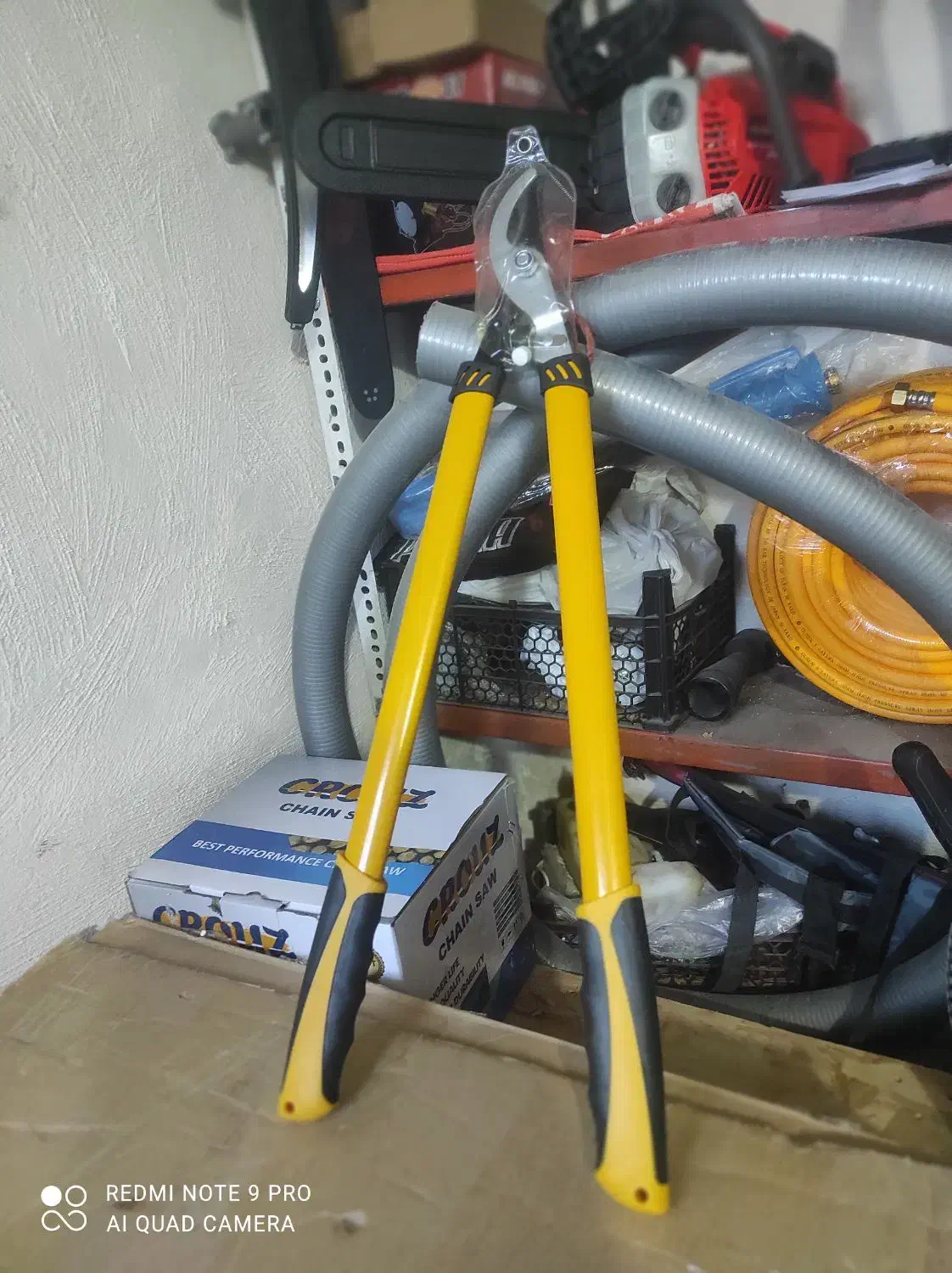 قیچی و اره دستی مخصوص هرس|ابزارآلات|بروجرد, |دیوار