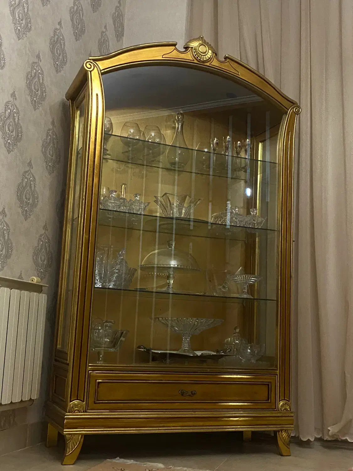 بوفه تمیز|بوفه، ویترین، کنسول|بابلسر, |دیوار