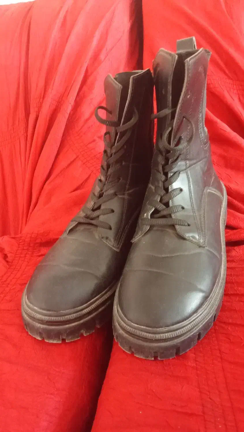 نیم بوت سایز ۳۹|کیف، کفش، کمربند|کاشمر, |دیوار