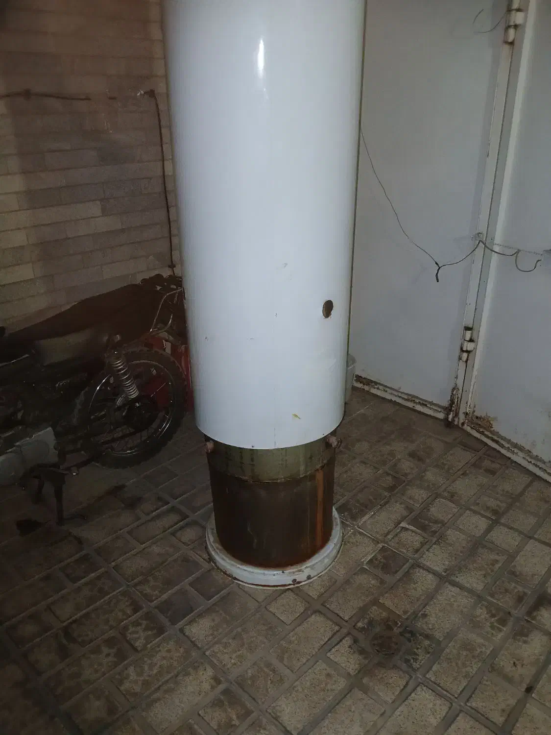 آبگرمکن تعویض کفی و آماده جهت استفاده|آبگرمکن، پکیج، شوفاژ|قرچک, مهدیه|دیوار