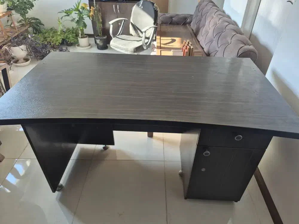 میز و فایل وصندلی اداری|دفتر کار|مشهد, نیروی هوایی|دیوار