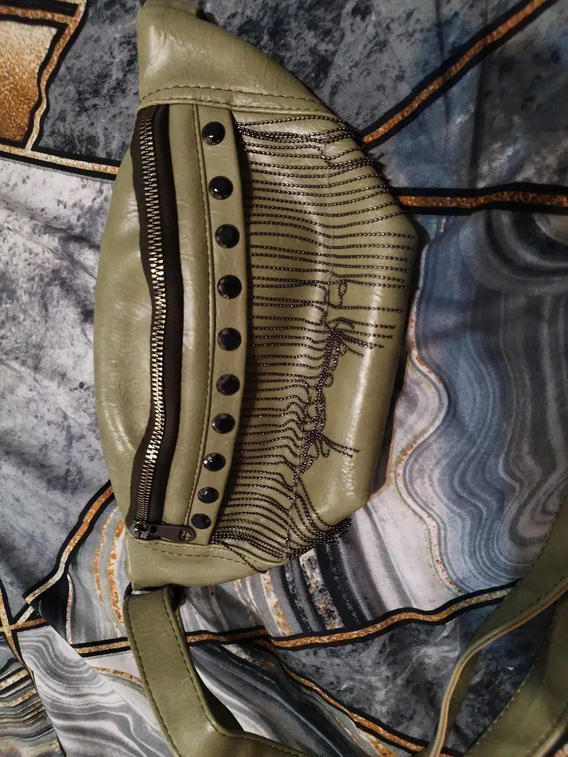 کیف کمری کاملا نو و سالم|کیف، کفش، کمربند|ارومیه, |دیوار