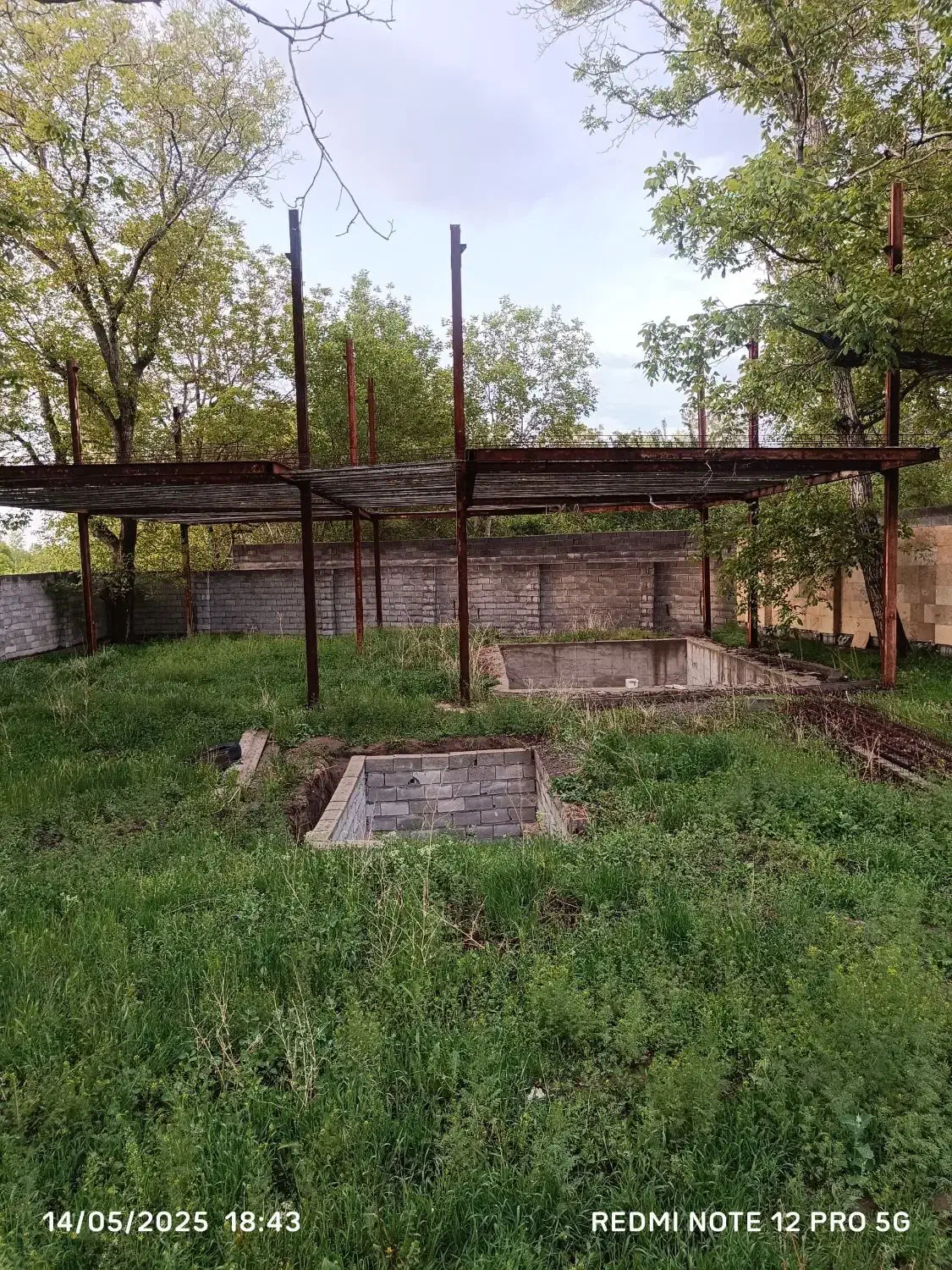 ۱۰۰۰متر ویلا نیمه کاره هروی|فروش خانه و ویلا|باسمنج, |دیوار