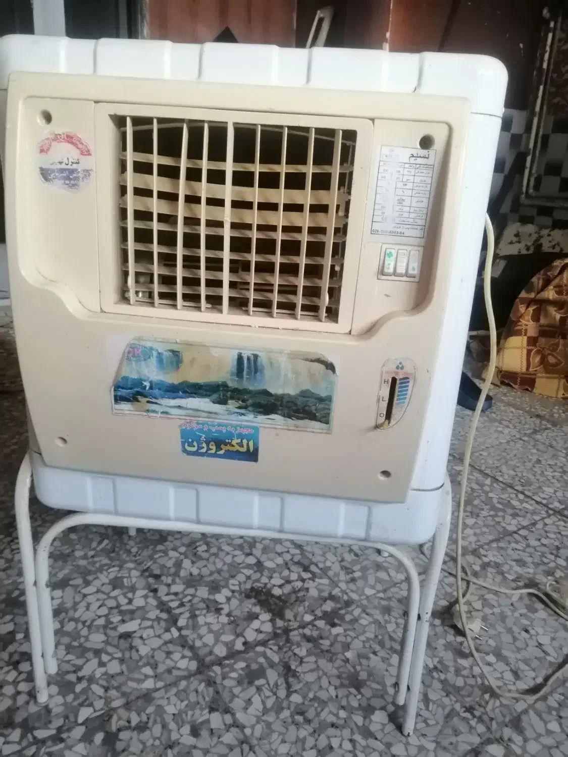 کولر آبی|کولر آبی|تنکمان, |دیوار