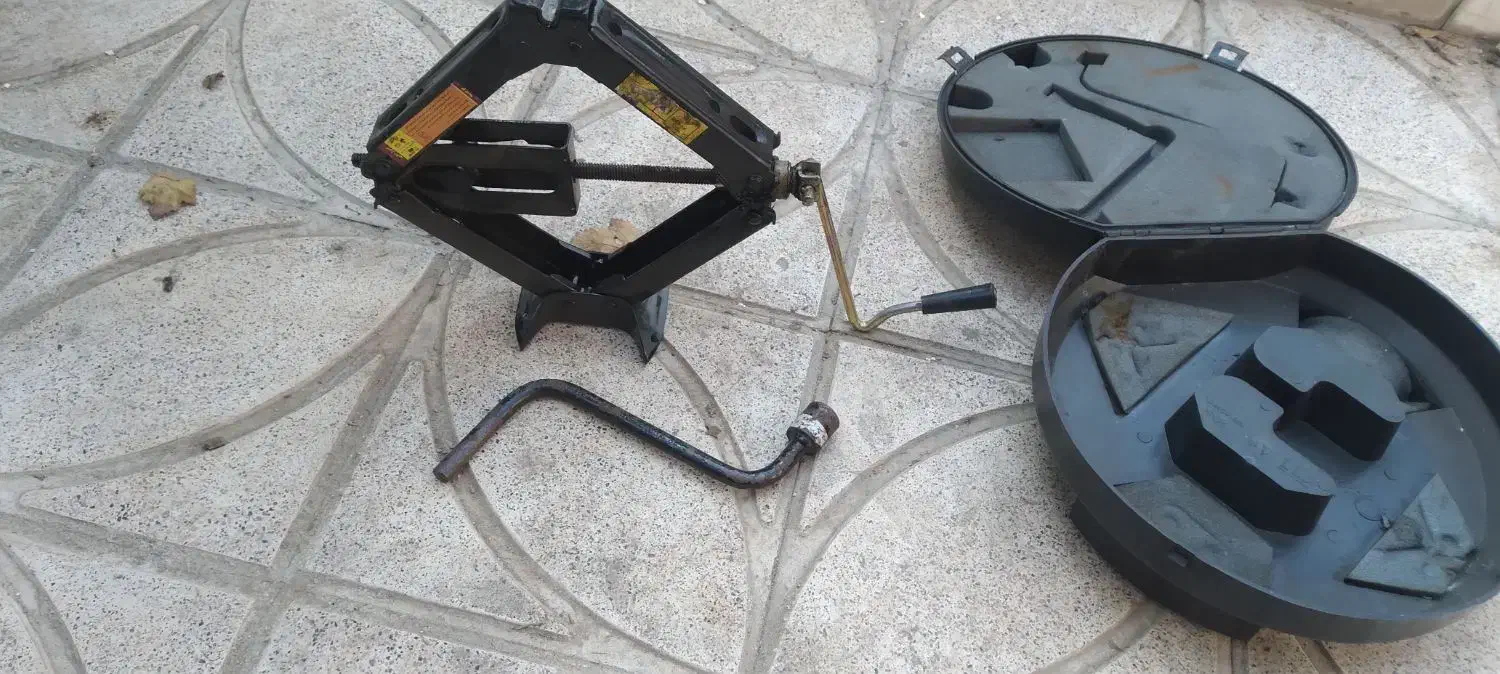 جک فابریکی ایران خودرو. اورجینال|قطعات یدکی و لوازم جانبی|کرج, اکبرآباد|دیوار