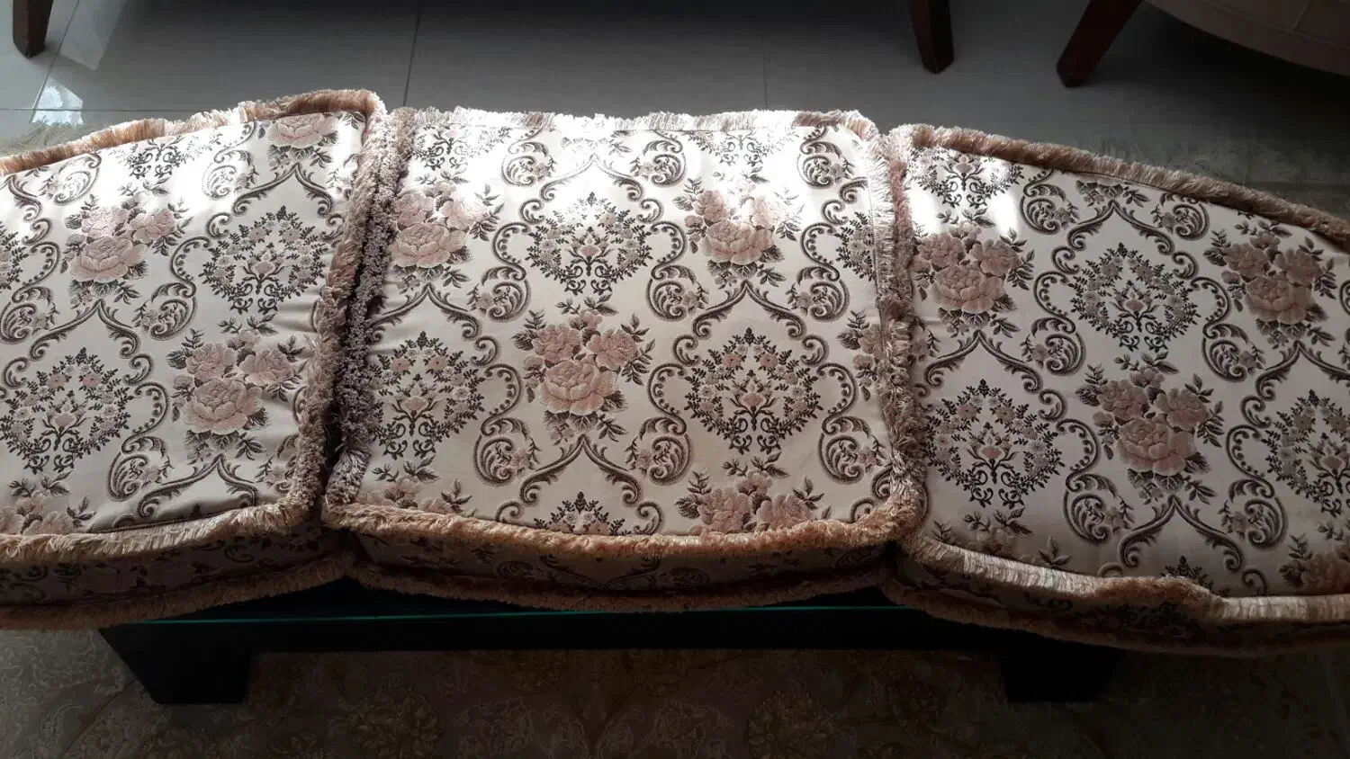 تشک مبل،پارچه مبل،پیراهن مبل ،پشتی،|مبلمان خانگی و میز عسلی|قم, پردیسان|دیوار