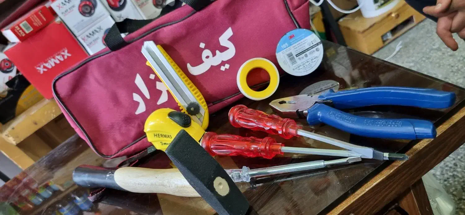 انواع ابزار و چسب|ابزارآلات|بروجرد, |دیوار