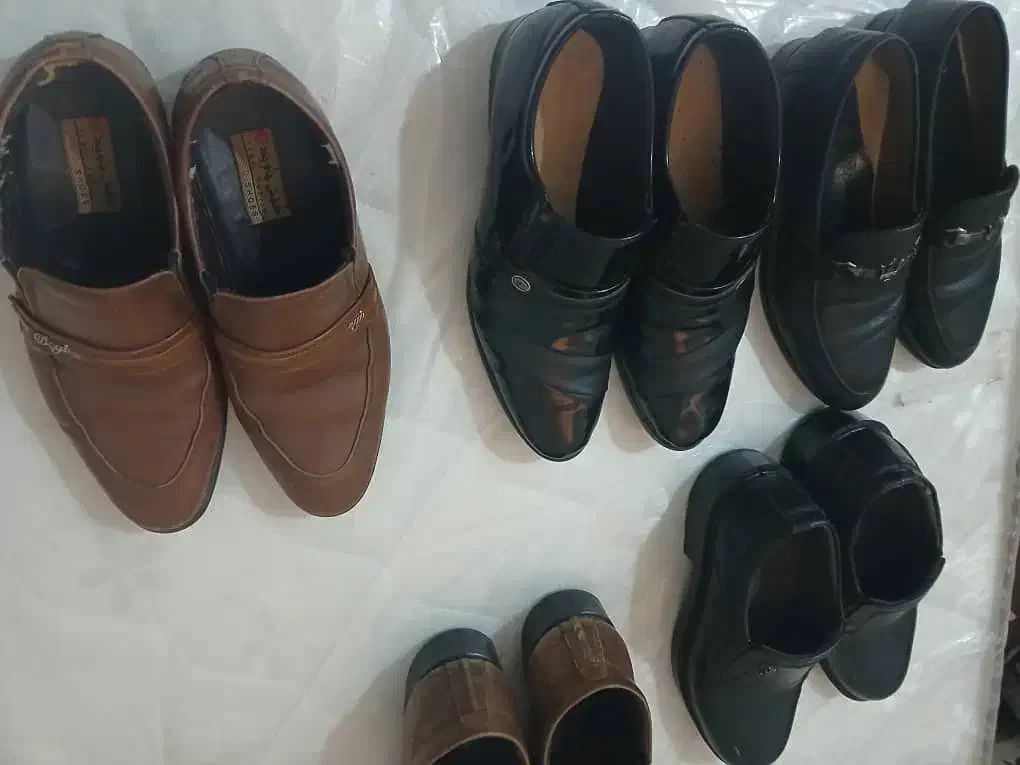فروش پنج جفت کفش درحد نو|کیف، کفش، کمربند|اهواز, پردیس دو|دیوار