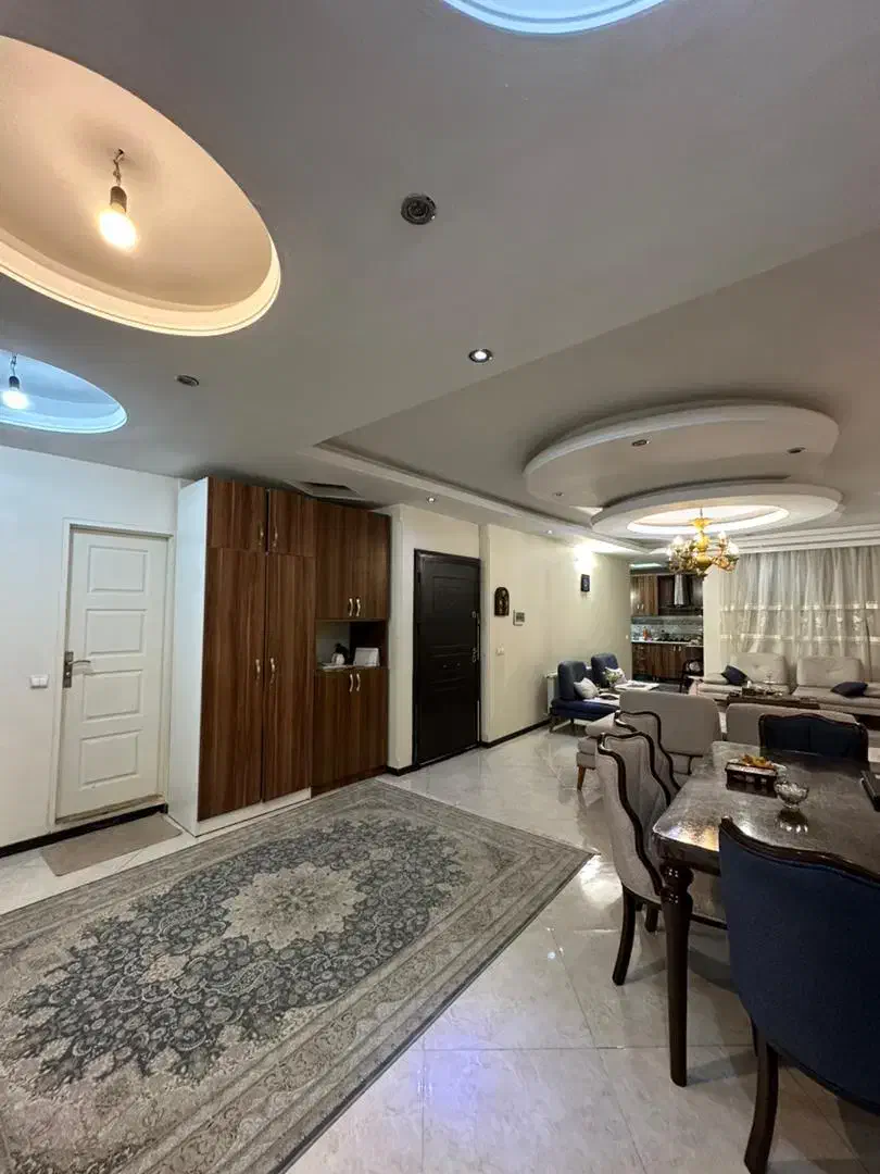 آپارتمان 100متری برخیابان دامپزشکی