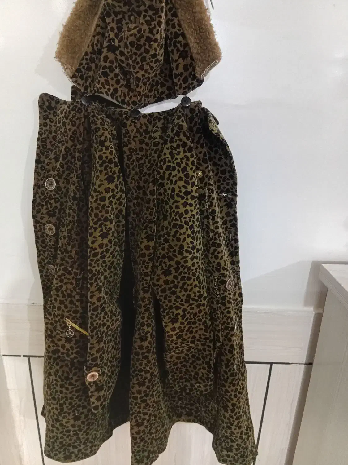 پالتومخمل پلنگی دخترانه درحدنوع قیمت ۴۰۰تومن|لباس|ایذه, |دیوار