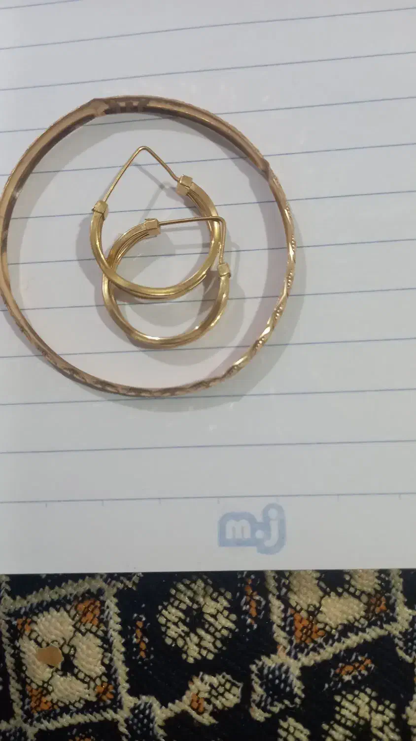 یه گوشوار حلقه ای درحدنو.بایک النگوشماره یک|جواهرات|نهاوند, |دیوار