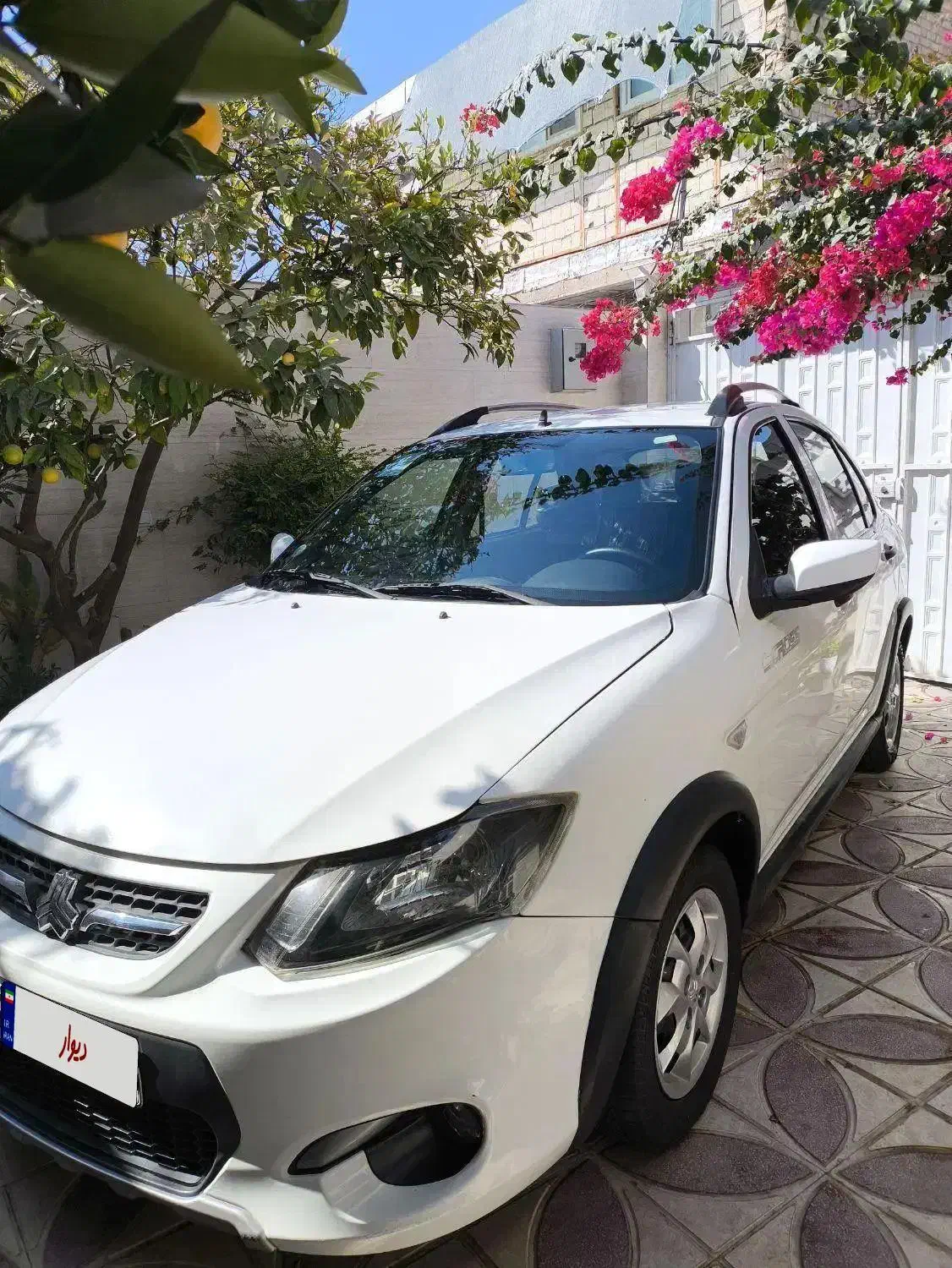 کوئیک آخر ۱۴۰۰|خودرو سواری و وانت|شیراز, حجت آباد|دیوار